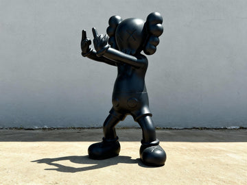 Middle Finger Inspired KAWS Style Sculpture – Black
