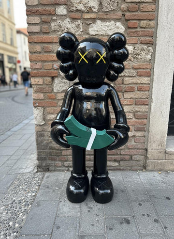 Money Counting KAWS Style Statue 90 cm 3